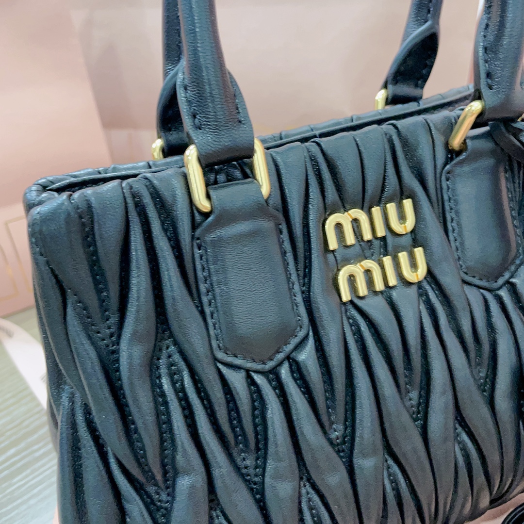 M*um*u tote-20 x16 x11cm