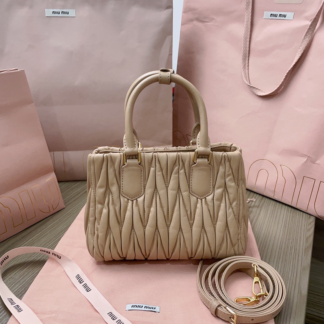 M*um*u tote-20 x16 x11cm