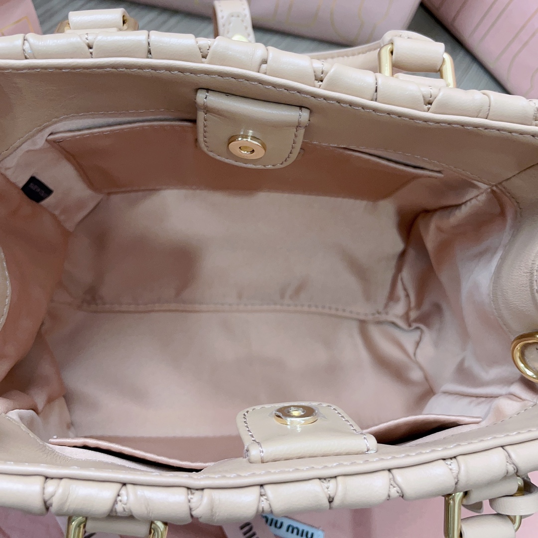 M*um*u tote-20 x16 x11cm