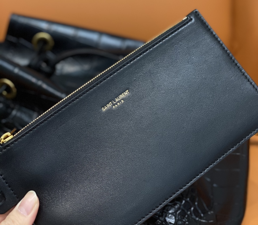 Y*L hobo bag-44×33×2.5cm