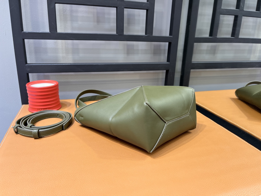 L0ew* puzzle tote-16.5/9.5/20cm