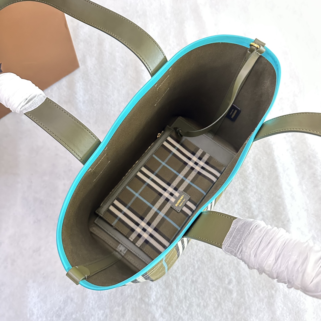 B**rry tote-44 x 16 x 24.5cm