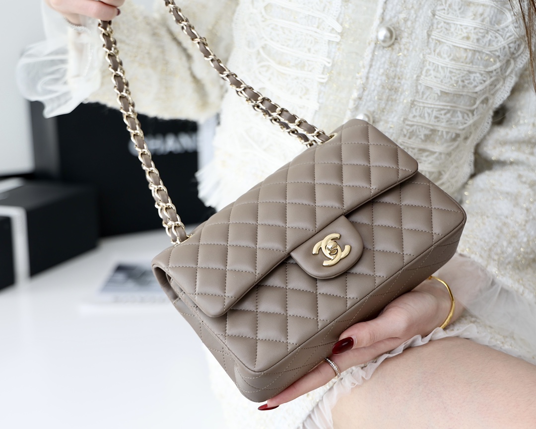 Ch@nel Flap Bag-Lambskin-23CM
