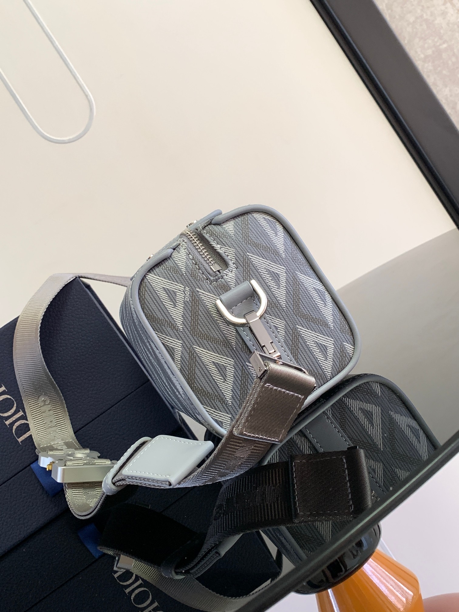 Dio Lingot 22 Bag-22 x 10.5x 12.5CM