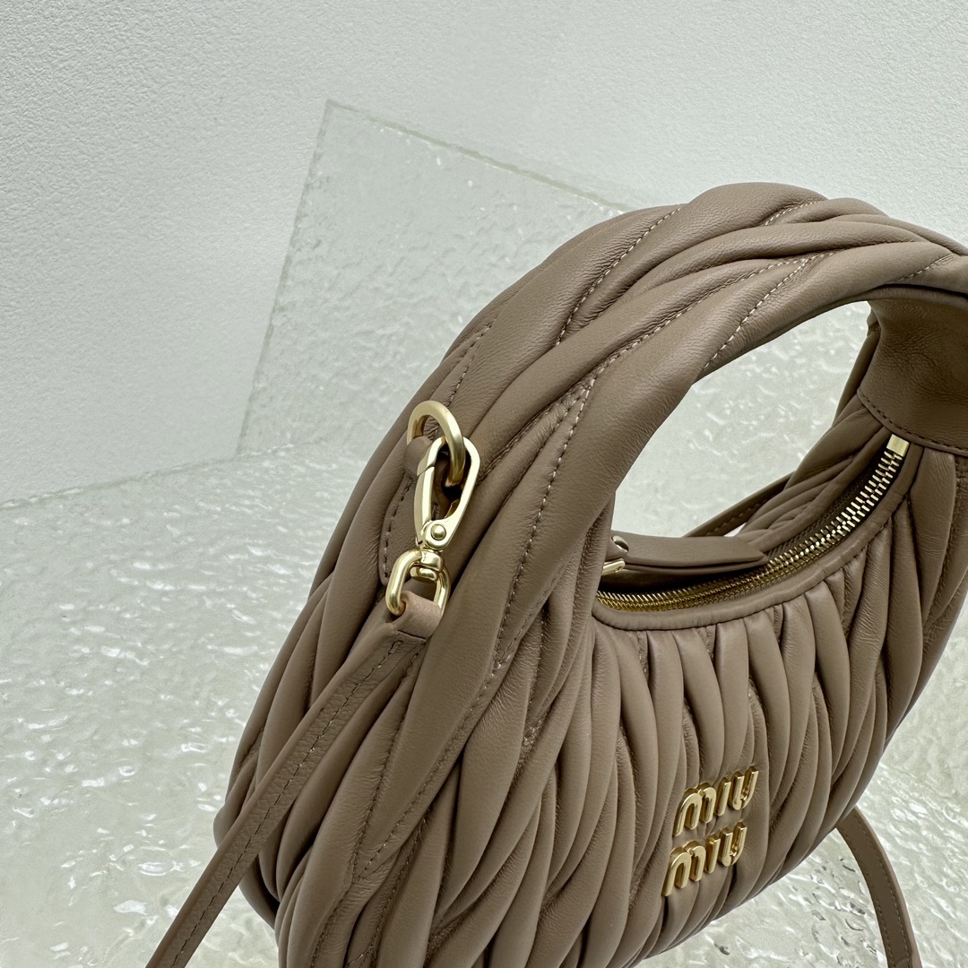 M*um*u wander hobo bag-20*6*17cm