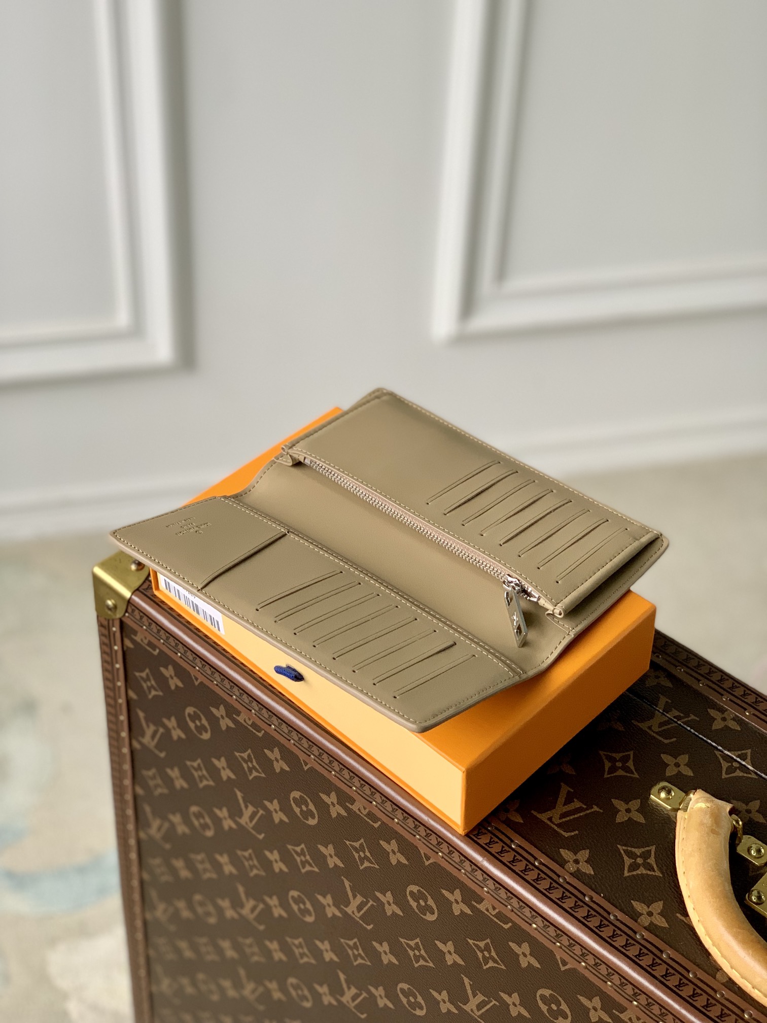 l0*is V*t0n wallet-10*19*2cm