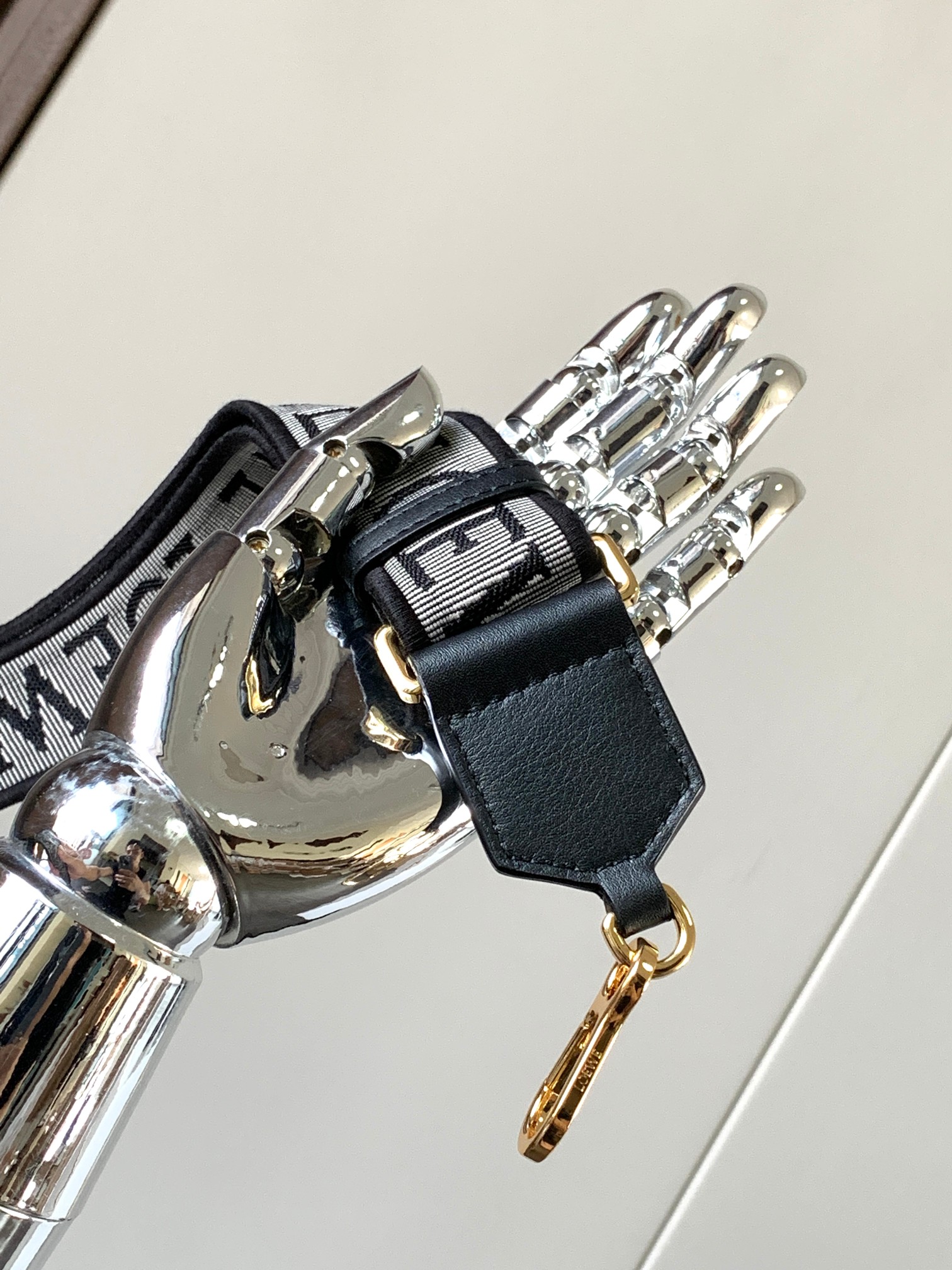 L0ew* anagram straps-134cm