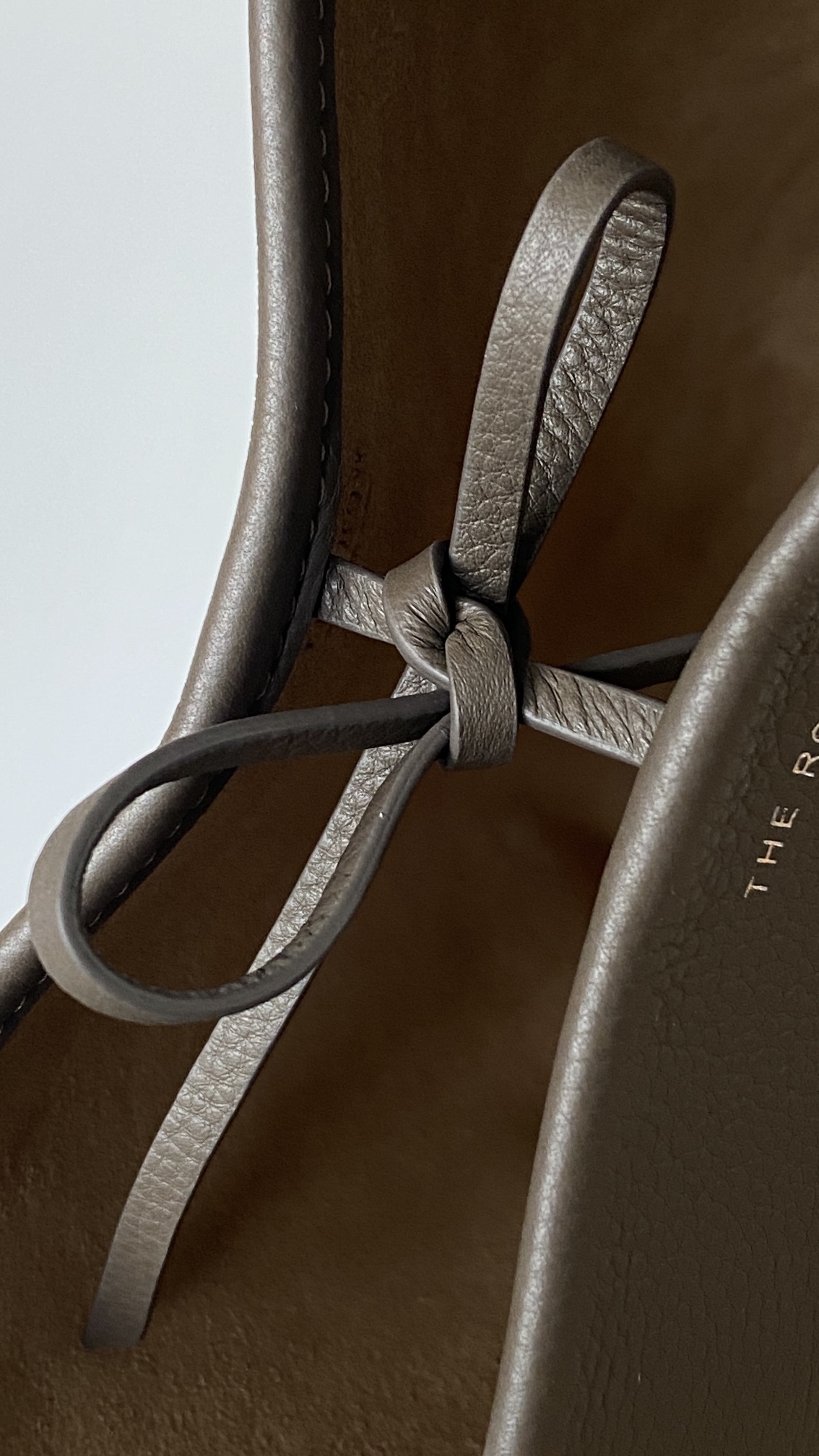 T*e R0w bucket-22*23*13cm