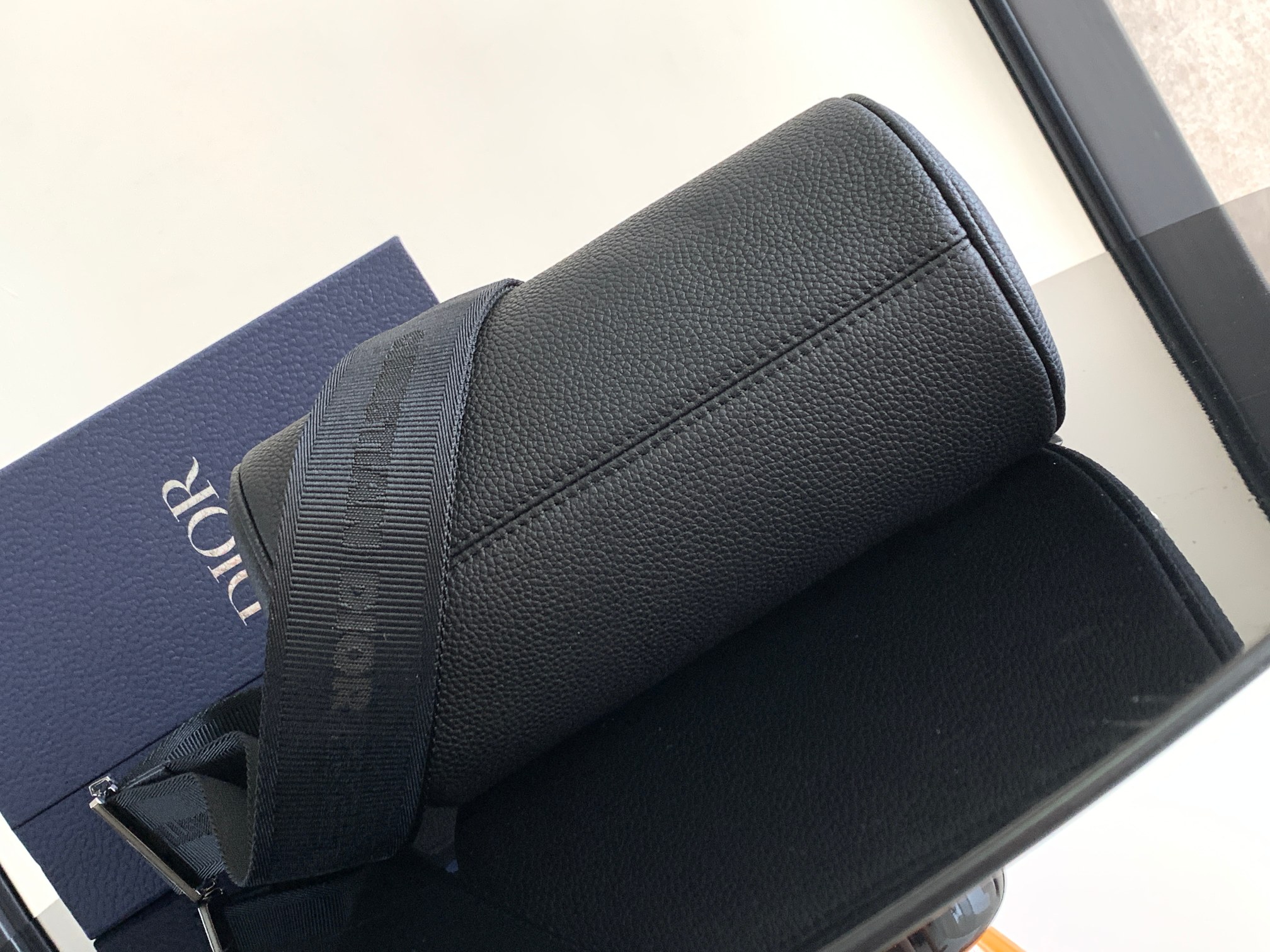 D*or oblique barrel crossbody bag-21.3x12.5x12.5cm