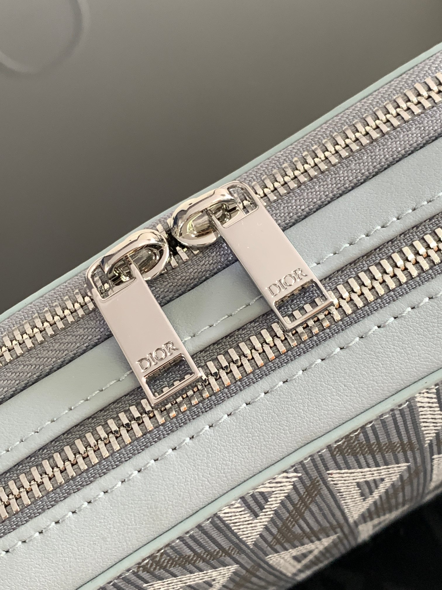 D*or oblique handlebag-17 x 12.5 x 55cm