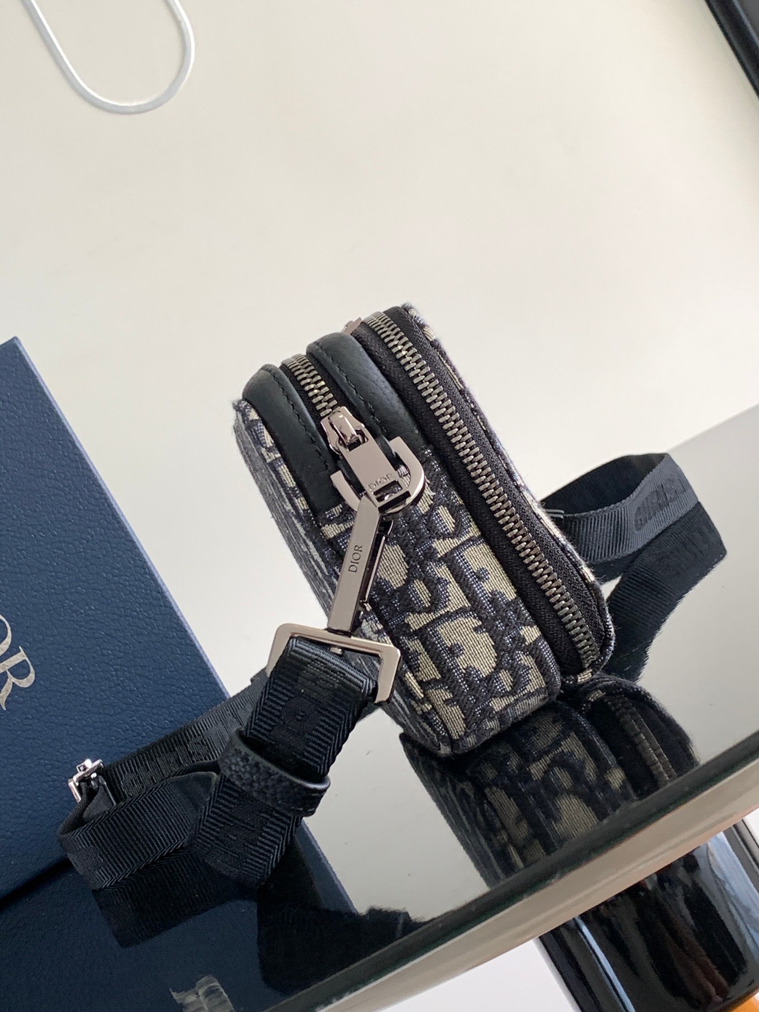 D*or essentials bag-17*12.5cm