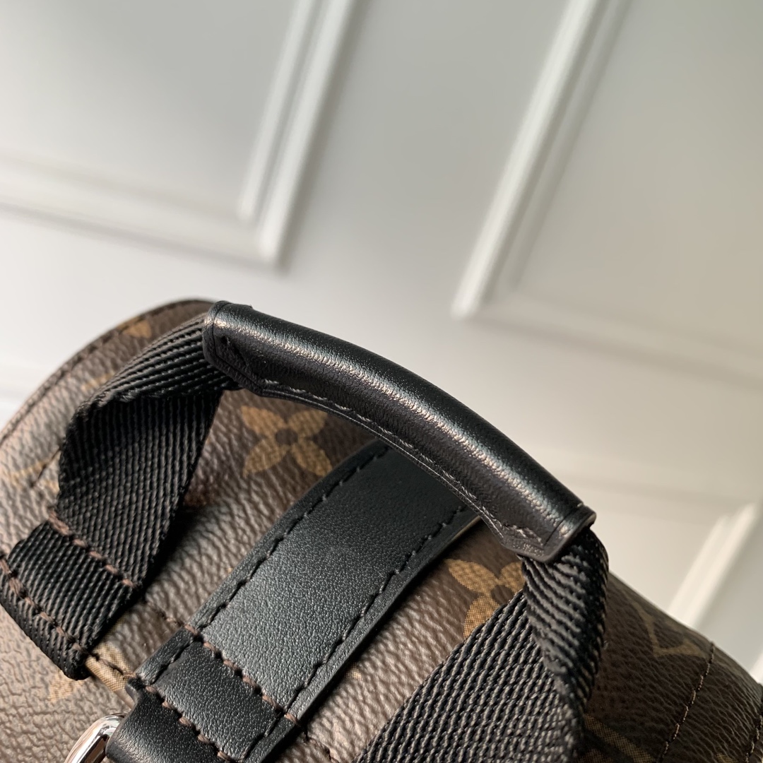 l0*is V*t0n nano christopher bag-14 x 19 x 6cm