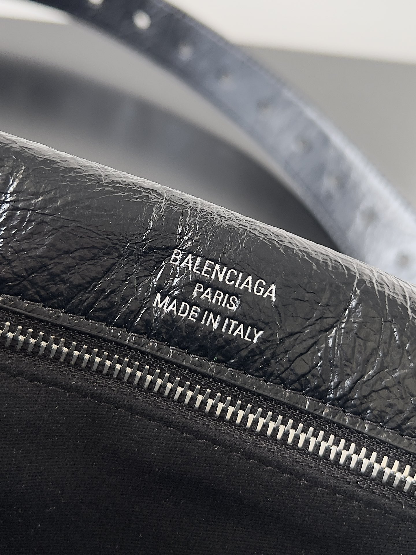 Ba*len*cia*ga bb soft bag-25.3*24.8*3cm