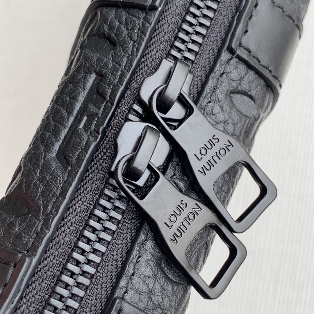 l0*is V*t0n mini soft trunk wallet-m80224-22.5*14.5*5m