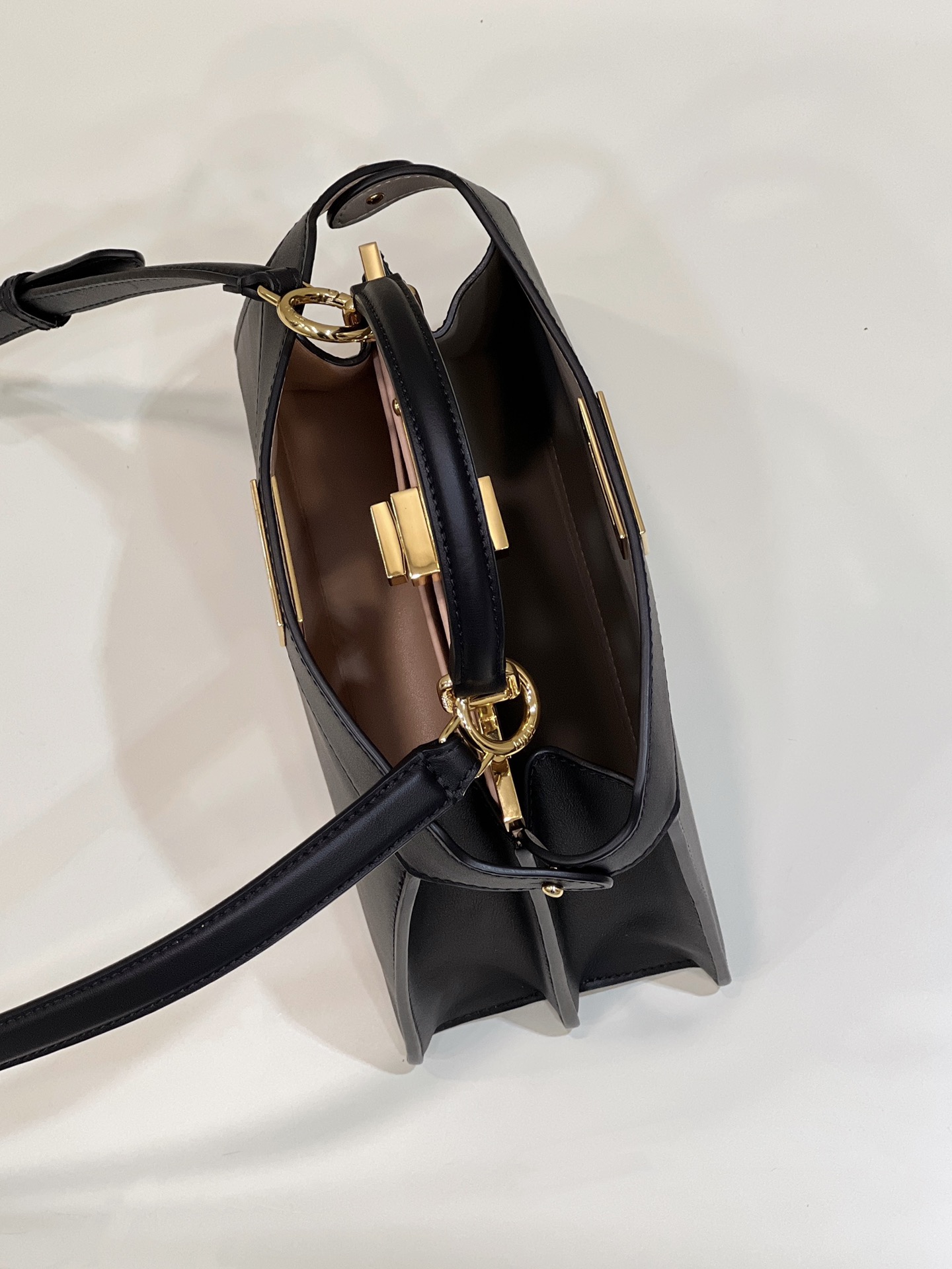 F**di peekaboo-27x21x9.5/33*12*25cm