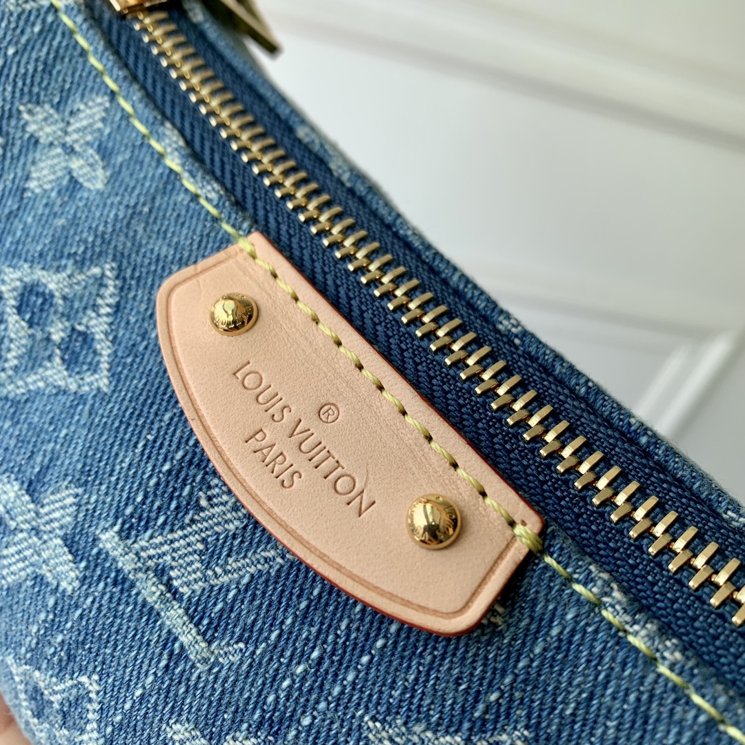 l0*is V*t0n mini moon - m82949-20.5*6*16cm