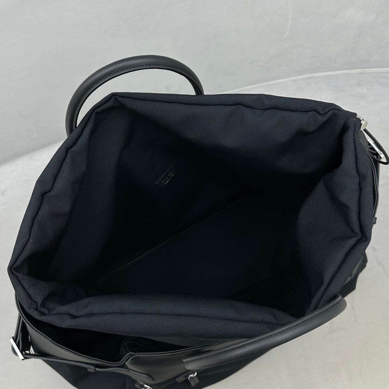 The R0w margaux 17 inside out bag-45*32*24cm