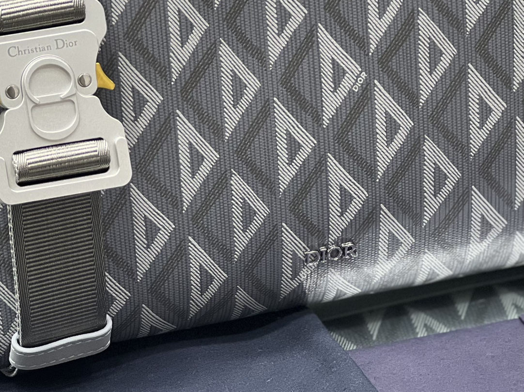 Dio Lingot Bag-29.5 x 21.5 x 7CM