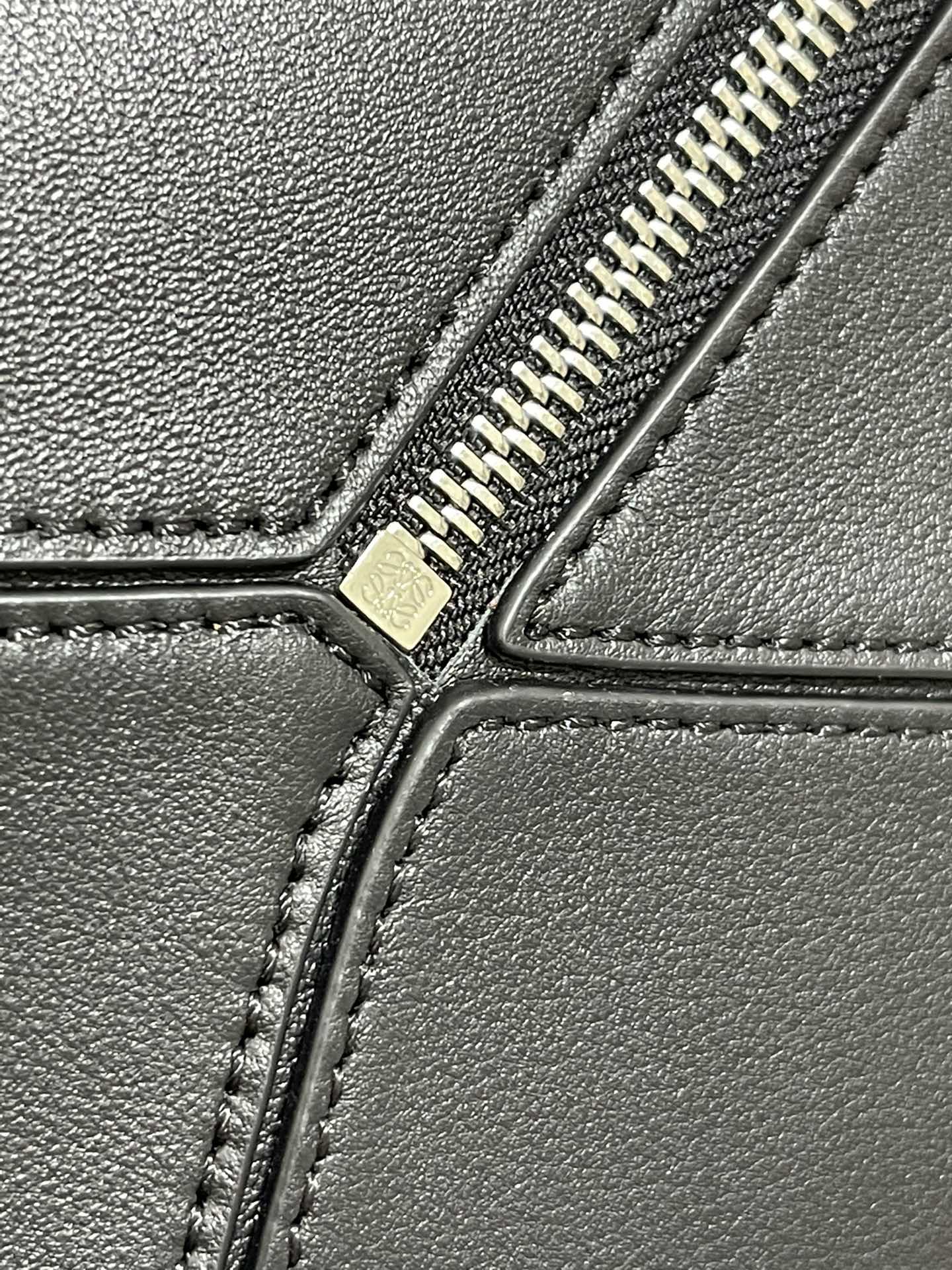 L0ew* puzzle medium bag-29*18*12cm