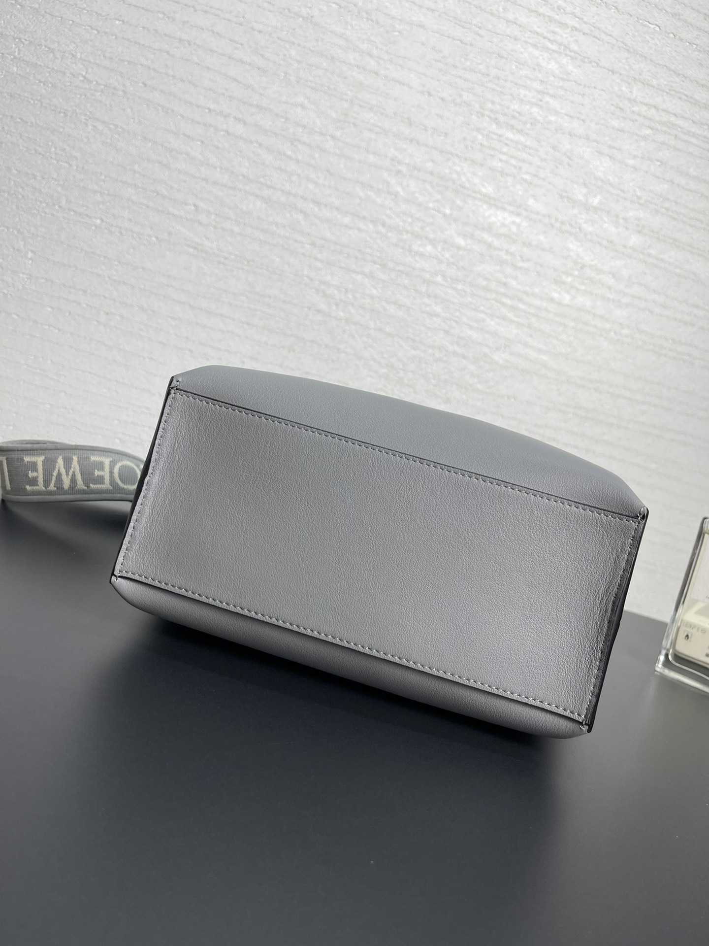 L0ew* cubi bag-29.5*22*10.5cm