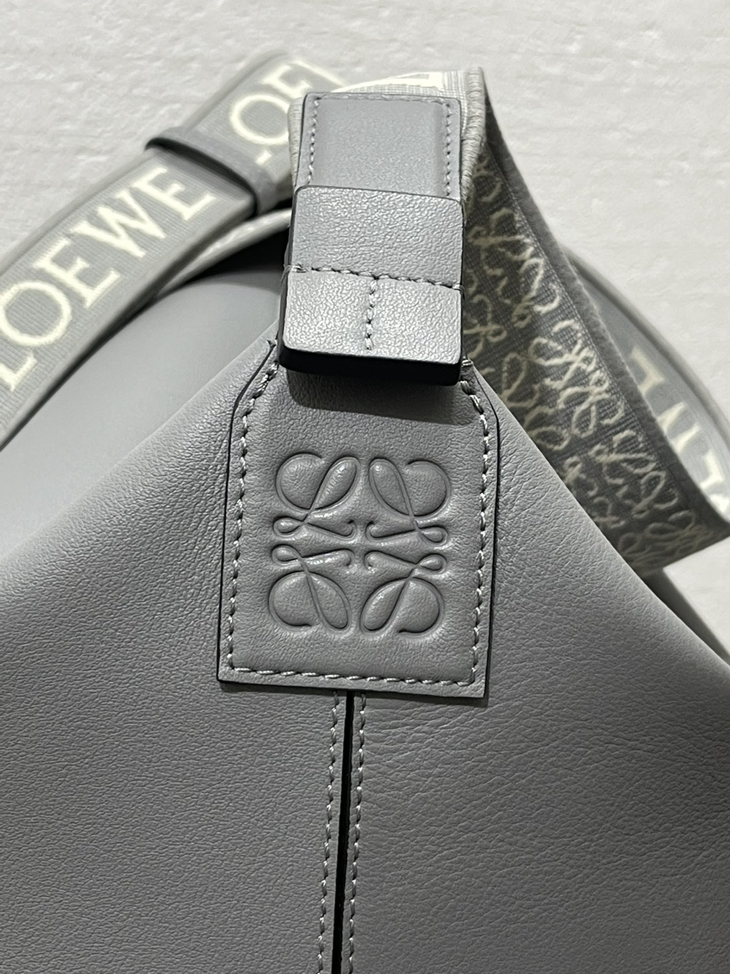 L0ew* cubi bag-43*29*13.5cm