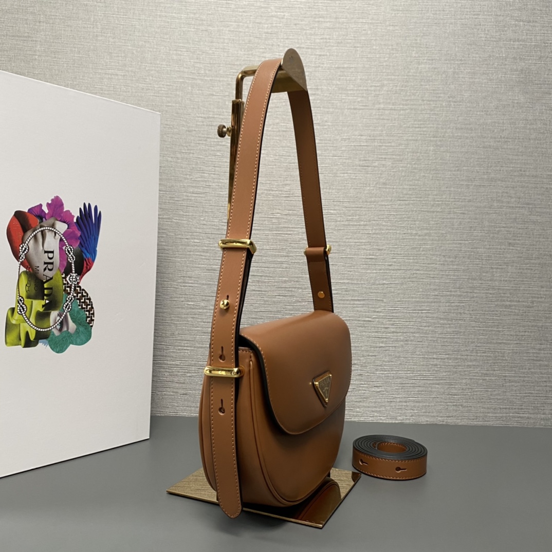 Pra*a moon handbags 1bd365-22*17*5.5cm