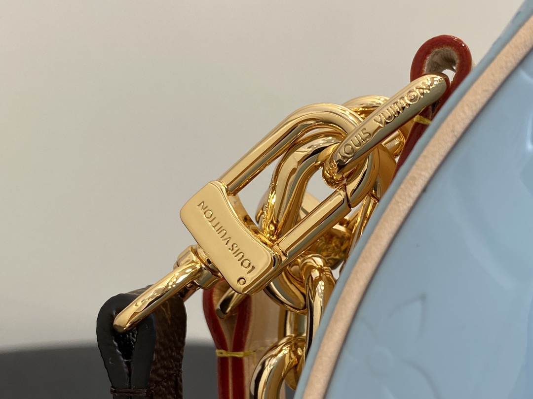 l0*is V*t0n croissant m24021-21 x 13 x 7cm