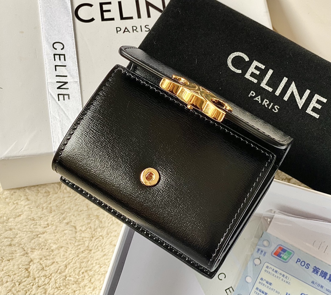 Ce**e wallet-9.5* 7.5* 3cm