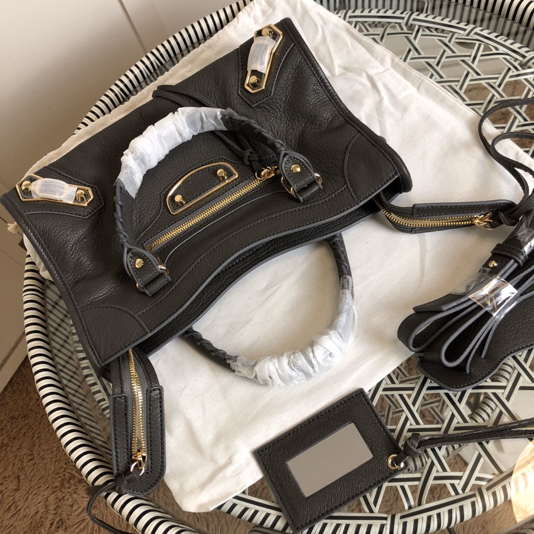 Ba*len*cia*ga graffiti classic city