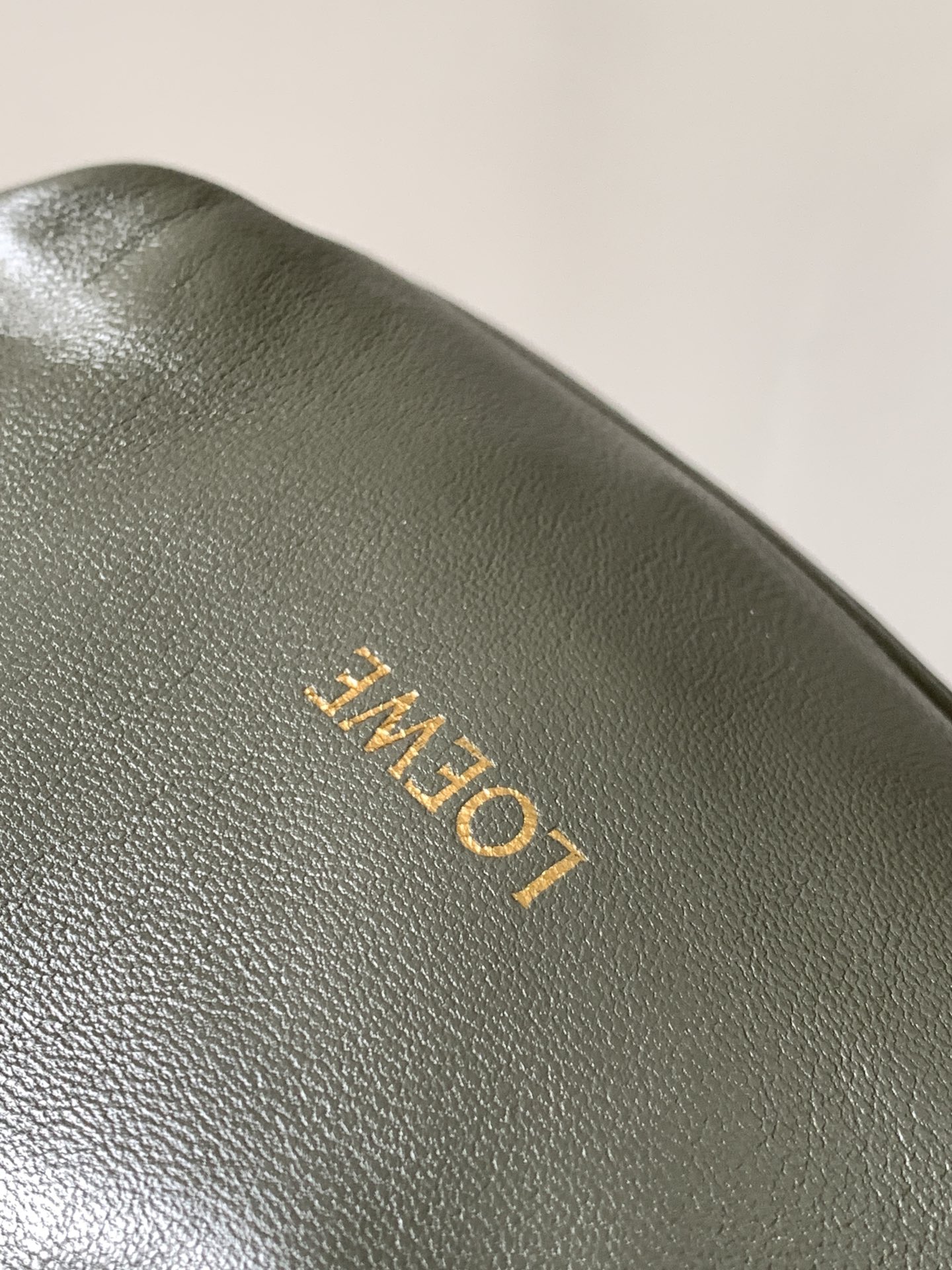 L0ew* mini flamenco purse bag-23*17*5.5cm