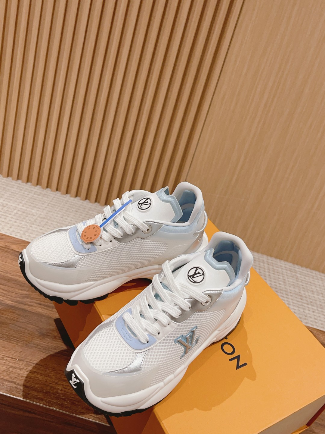 l0*is V*t0n run55 sneakers(eu35-eu41)