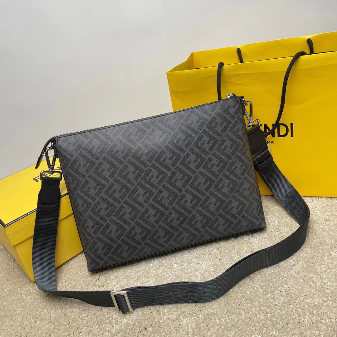 F**di crossbody bag-34 x26 x6cm