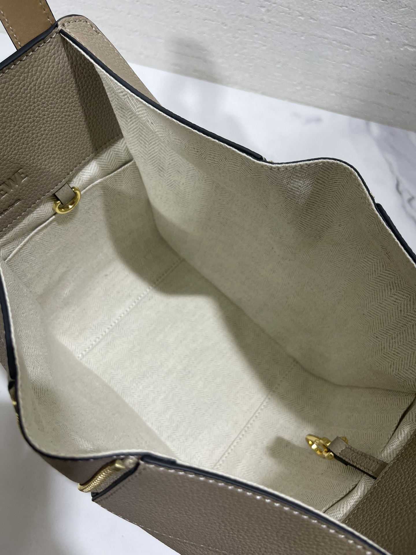 L0ew* hammock bag-20.8*19.5*14.5cm