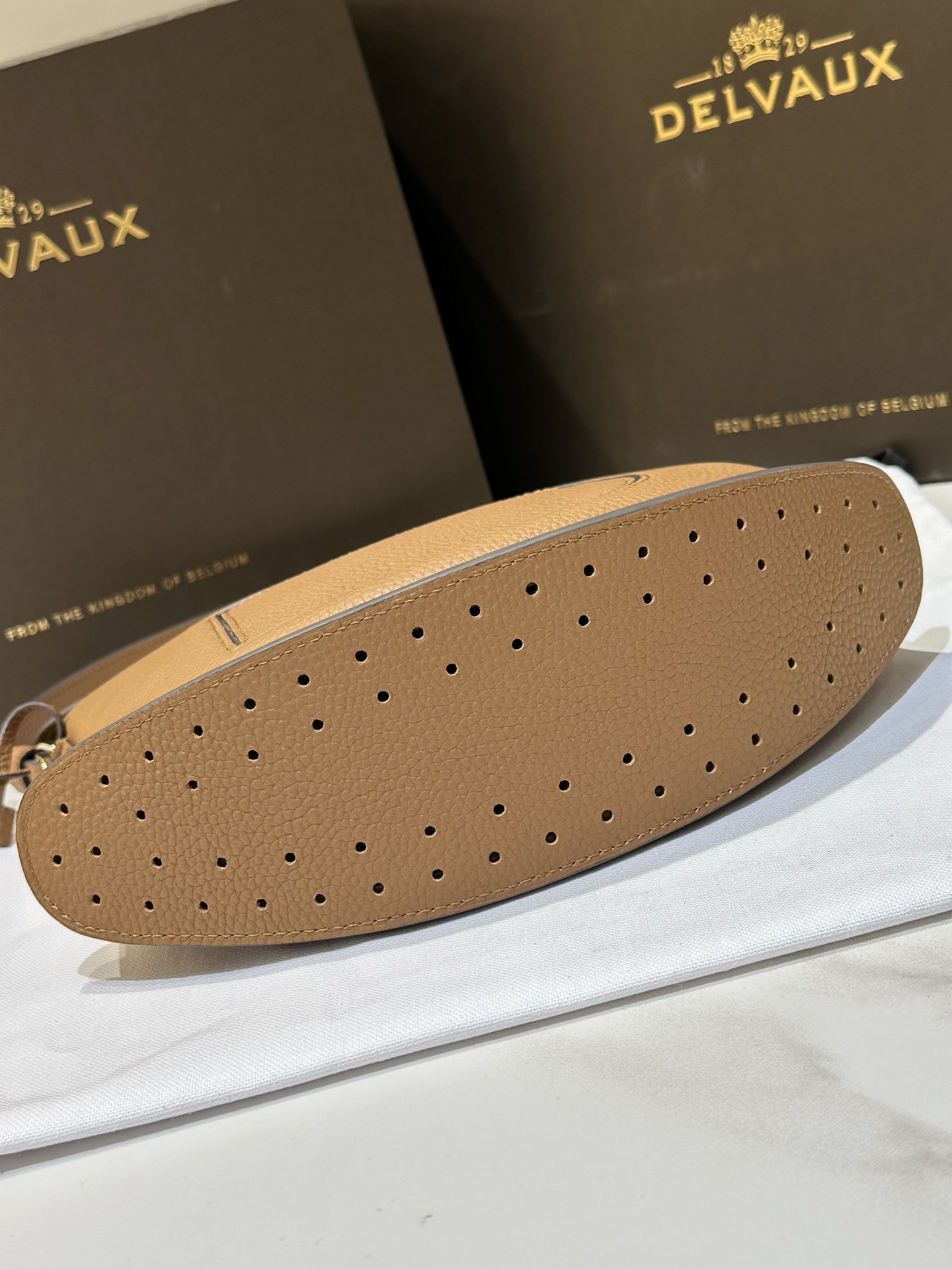 De1uavx pin swing tote-29*9*20cm