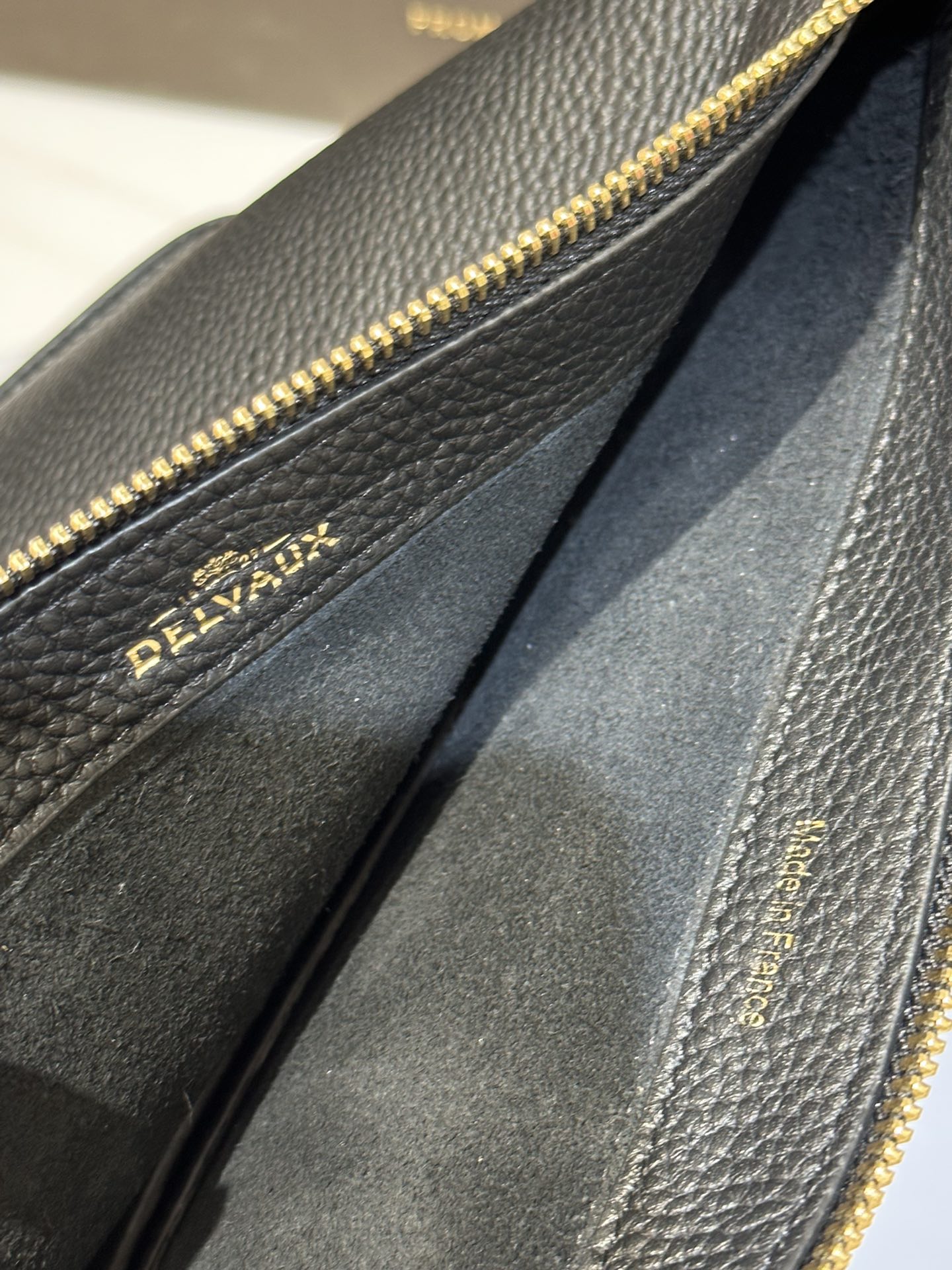 De1uavx pin swing tote-29*9*20cm