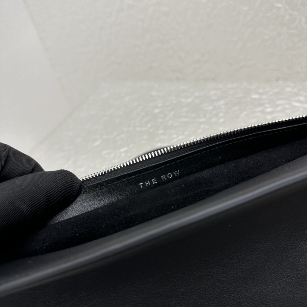 T*e R0w banana bag-34*23*10cm