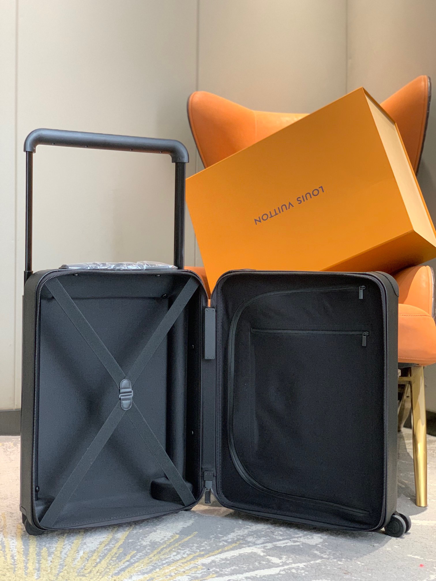 l0*is V*t0n horizon 55-38*55*21cm