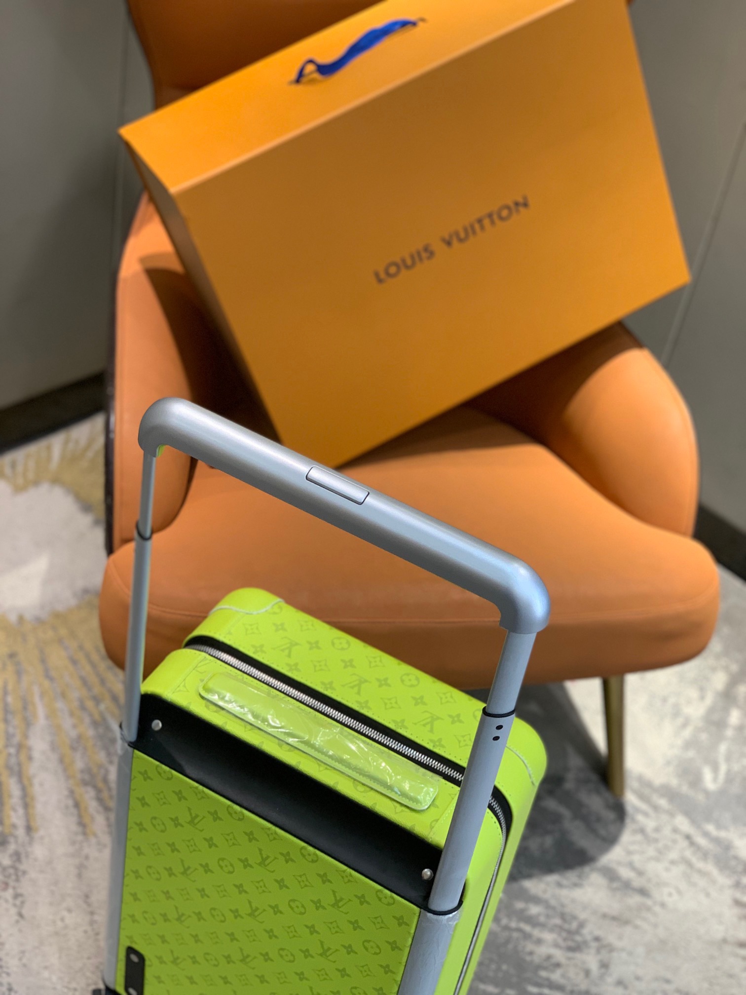 l0*is V*t0n horizon 55-38*55*21cm