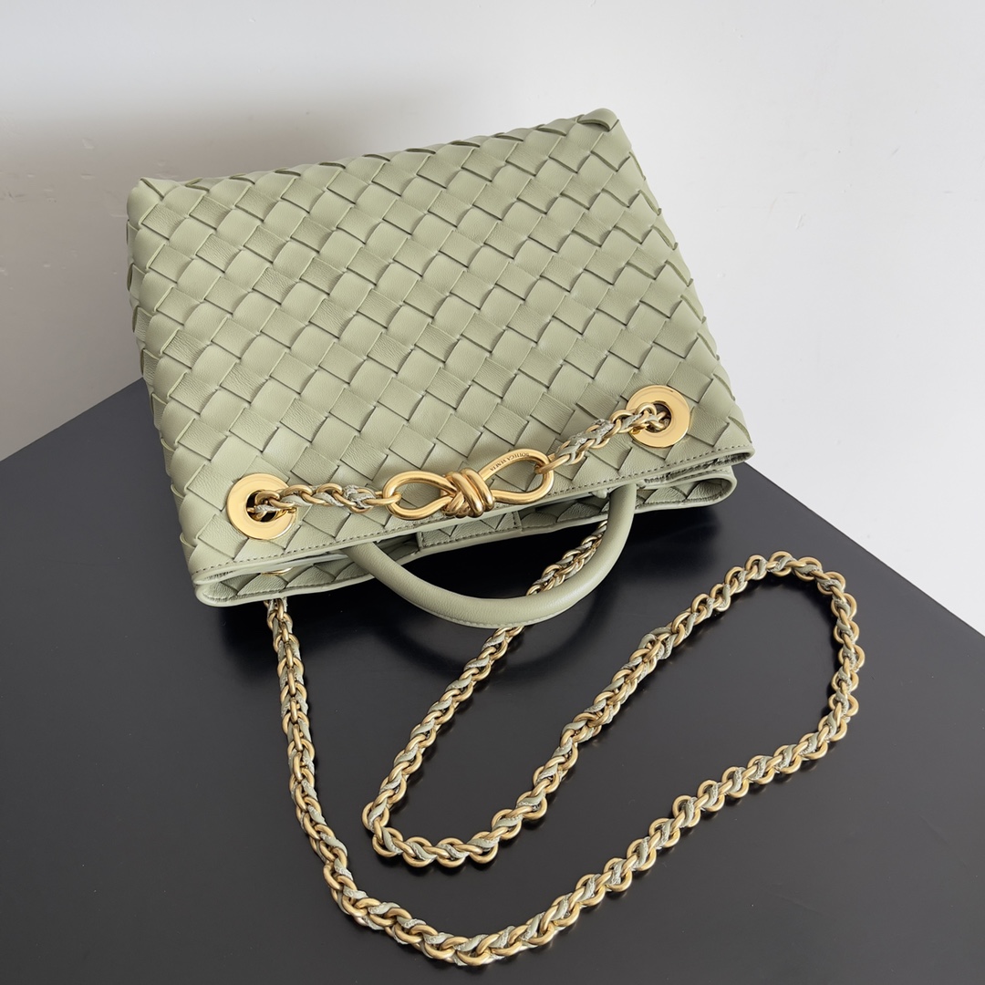 bo*te*ga Ve*ne*ta andiamo-25*22*10.5cm