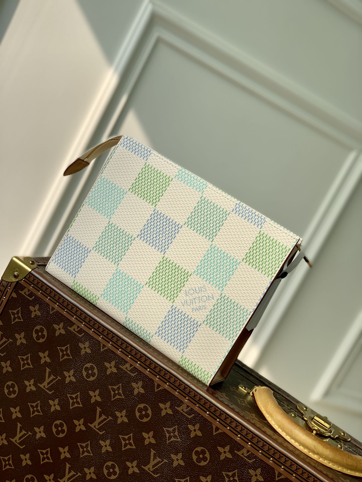 l0*is V*t0n pochette accessoires-26x20cm