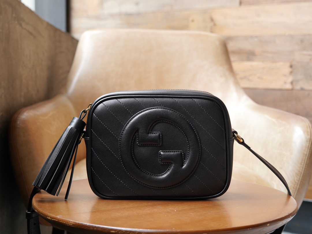 G*u*i blondie shoulder bag-21*15.5*5cm