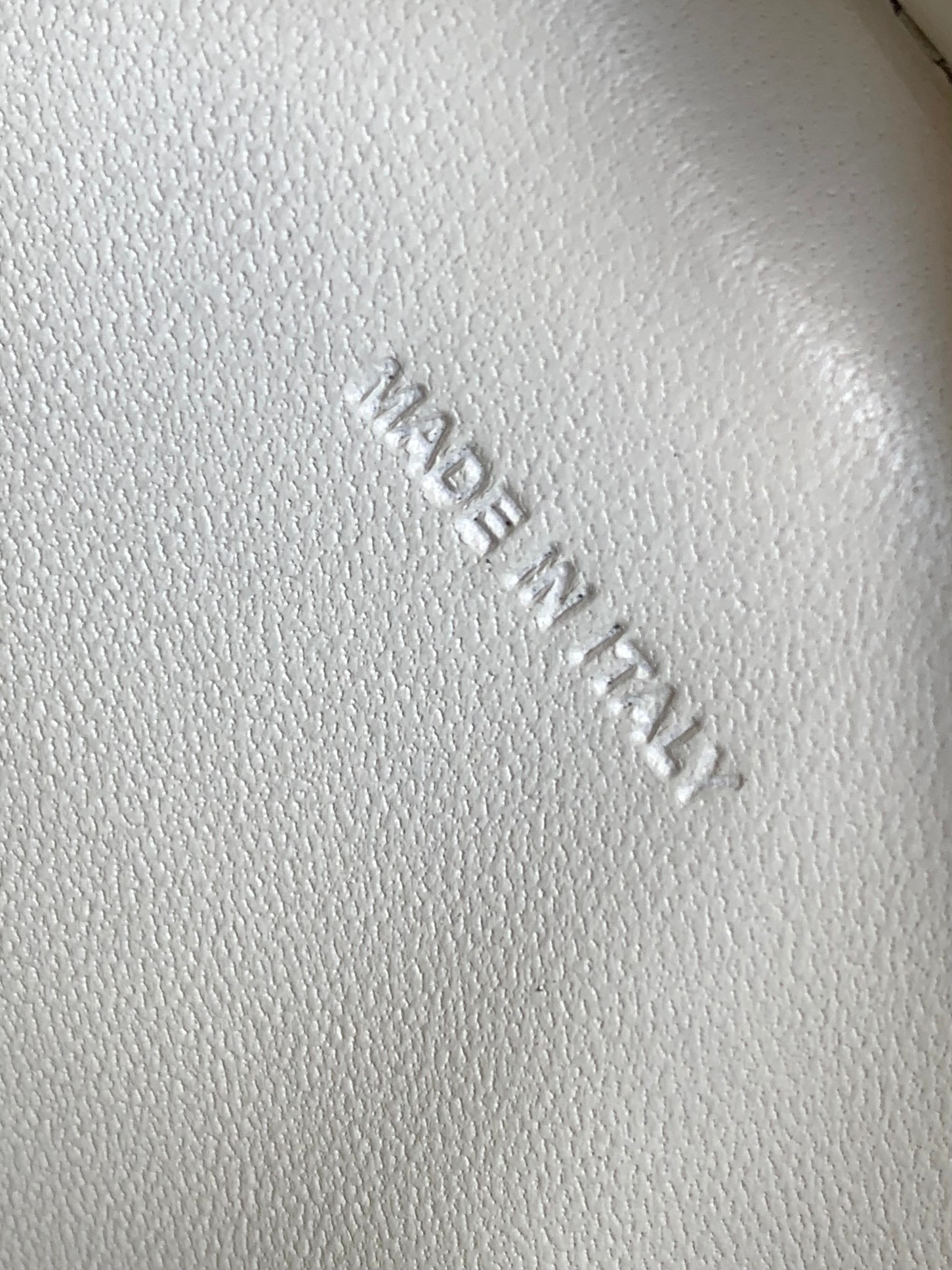 Ce**e tilly hobo bag-22 x 13.5 x 4cm