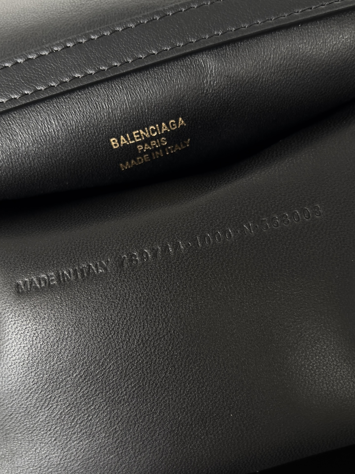 Balenciag Rodeo Handbags-39.8x29.9x12.9CM