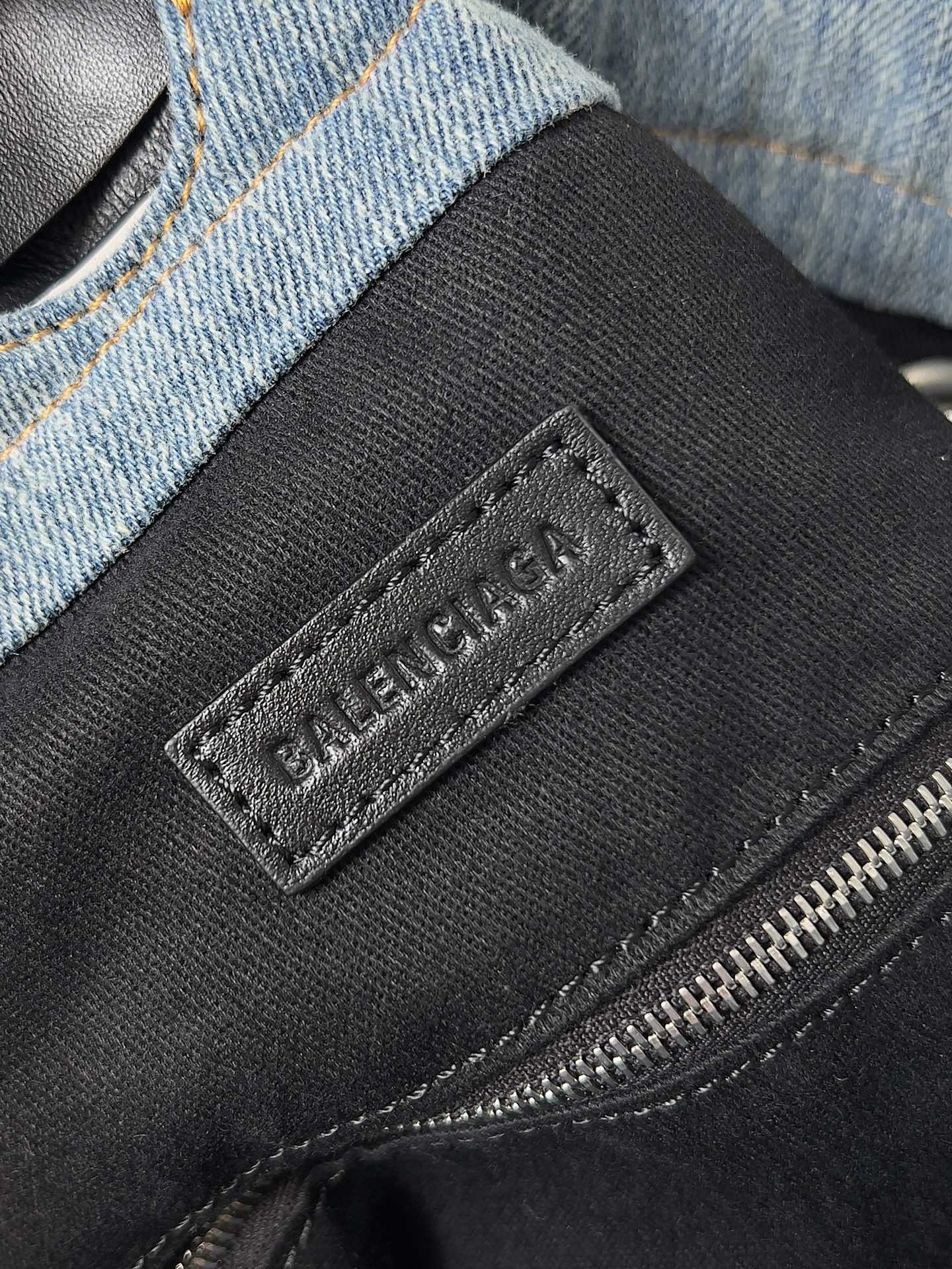 Ba*len*cia*ga crush tote-39.9x46.0x14.0cm