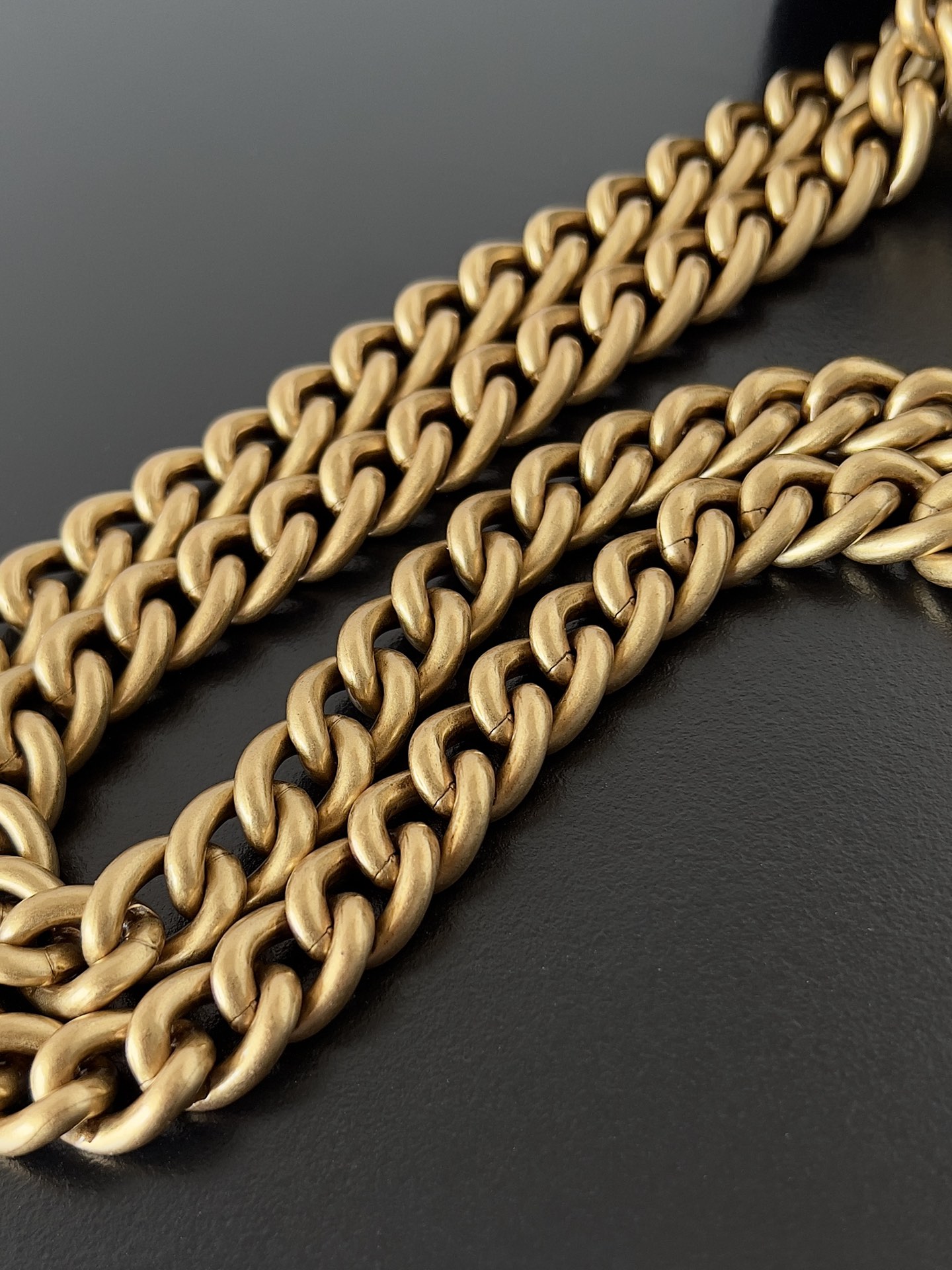 Ba*len*cia*ga crush chain bag-32*13*20.5cm