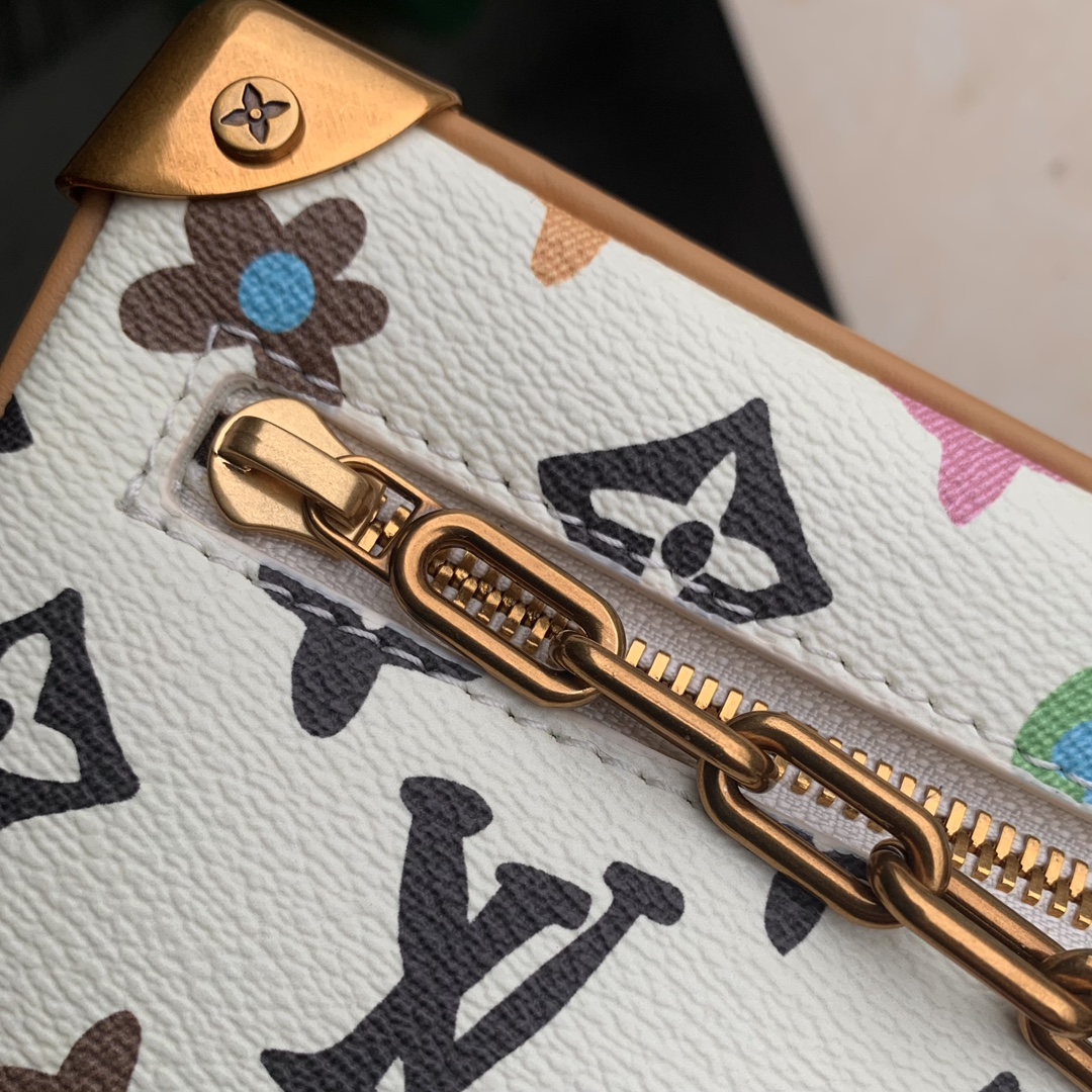 l0*is V*t0n mini soft trunk m25132-18.5 x13x8cm