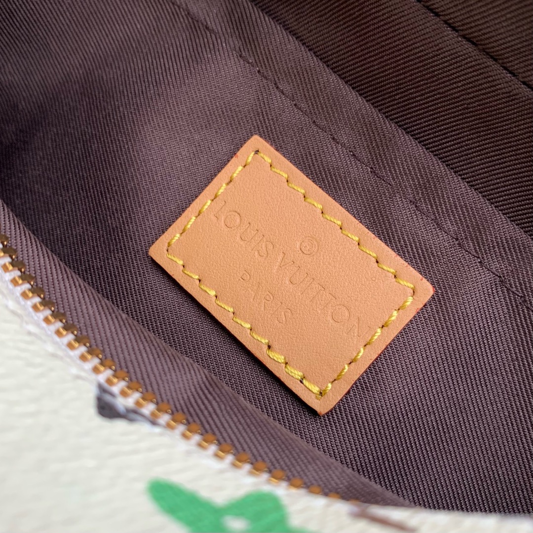 l0*is V*t0n mini soft trunk m25132-18.5 x13x8cm