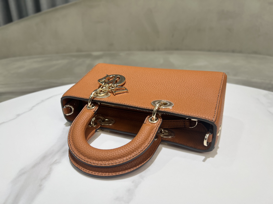 lady d-sire my abcD*or-26 x 15 x 8cm