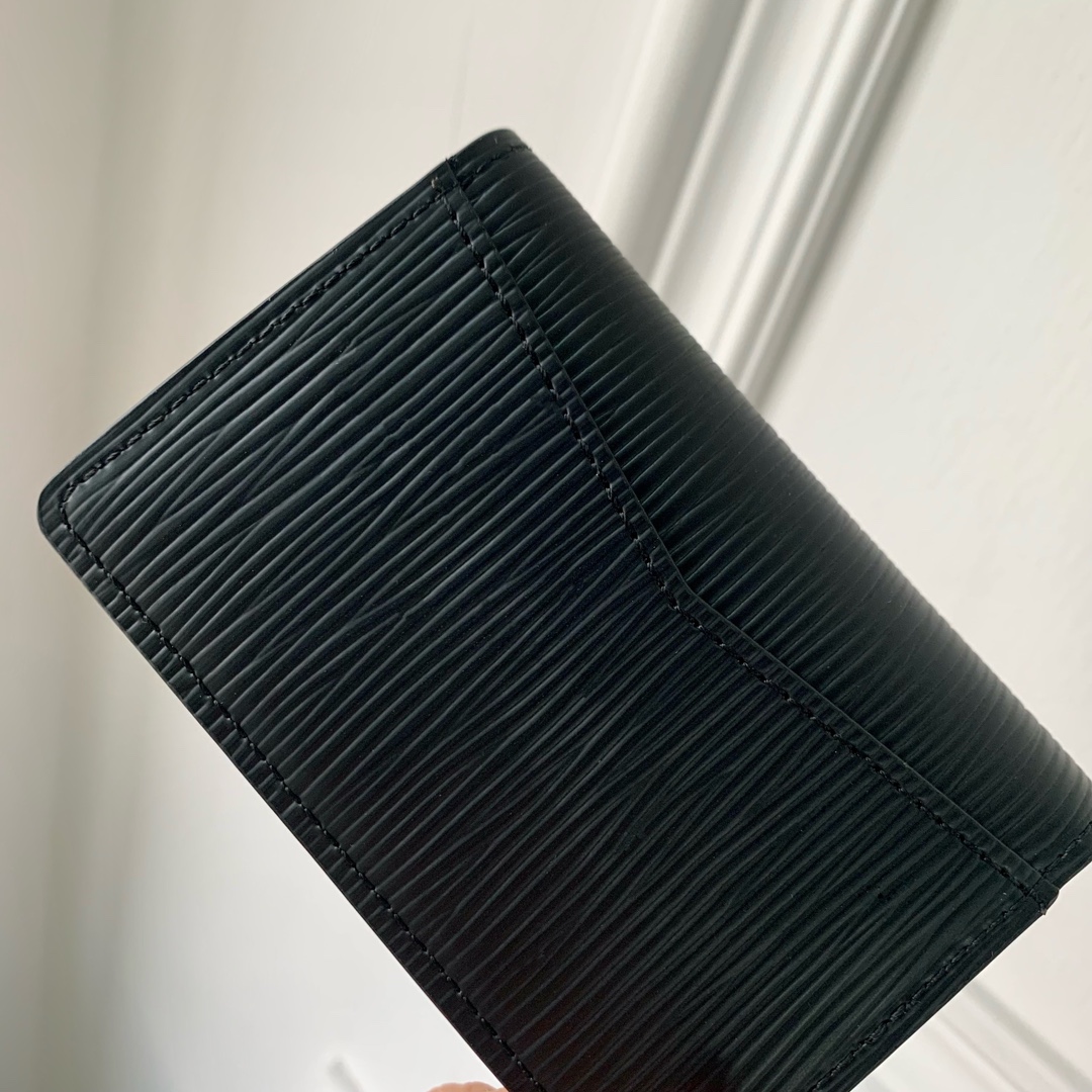 l0*is V*t0n wallet-m83330-7.5 x 11.1 x 1cm