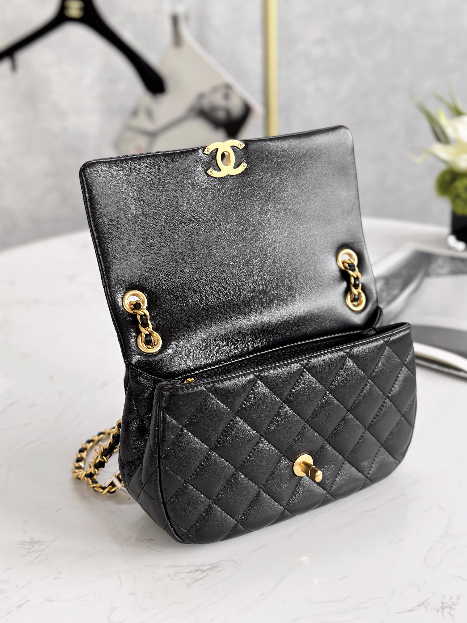 Ch@Nel Flap Bag-15.5*23*8.5CM